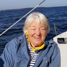 photo of Heidi Hartmann