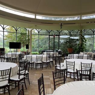 Dining area at Jasna Polana